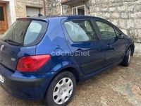 Usado Peugeot 307 110 CV (80 kW) 2004 Azul Berlina