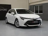 Usado Toyota Corolla Active 122 CV (89 kW) 2020 Blanco Berlina