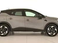 Usado Renault Captur Techno 145 CV (106 kW) 2025 Gris SUV