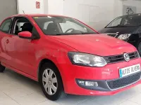 Usado VW Polo Advance 70 CV (51 kW) 2010 Rojo Utilitario