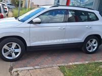 Usado Skoda Karoq Ambition 150 CV (110 kW) 2020 Blanco SUV