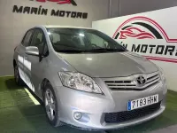 Usado Toyota Auris Active 90 CV (66 kW) 2011 Gris / plata Utilitario