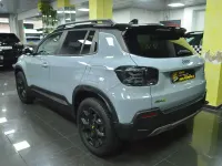 Usado Jeep Avenger North 145 CV (106 kW) 2025 Gris / plata SUV