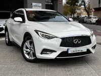 Usado Infiniti Q30 Sport Tech 109 CV (80 kW) 2017 Blanco Berlina