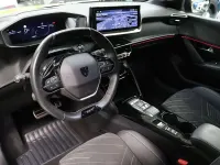 Usado Peugeot e-208 GT 114 kW (156 CV) 2024 Amarillo Utilitario
