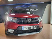 Usado Dacia Sandero Stepway 90 CV (66 kW) 2017 Granate Berlina
