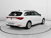 Usado Seat Leon ST Reference 116 CV (85 kW) 2022 Blanco Familiar