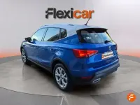 Usado Seat Arona Xperience 110 CV (80 kW) 2023 Azul SUV