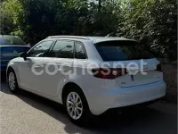 Usado Audi A3 Attraction 110 CV (80 kW) 2015 Blanco Berlina