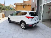 Usado Ford Kuga Titanium 120 CV (88 kW) 2016 Blanco SUV