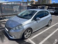 Usado Peugeot 208 Allure 95 CV (69 kW) 2013 Gris / plata Utilitario