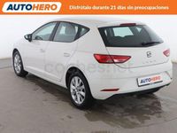 Usado Seat Leon Style 130 CV (95 kW) 2019 Blanco Berlina