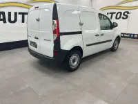 Usado Renault Kangoo 90 CV (66 kW) 2019 Blanco Monovolumen