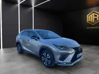 Usado Lexus NX300h Sport Line 197 CV (144 kW) 2021 Gris metalizado SUV