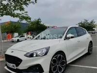 Usado Ford Focus ST-Line 125 CV (91 kW) 2021 Blanco Berlina