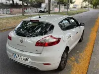 Usado Renault Mégane LIMITED 95 CV (69 kW) 2014 Blanco Berlina