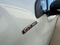 Usado Peugeot 2008 GT-line 120 CV (88 kW) 2019 Blanco SUV