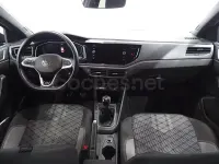 Usado VW Polo R-line 95 CV (69 kW) 2024 Negro Utilitario