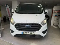 Usado Ford Tourneo Trend 170 CV (125 kW) 2018 Blanco Monovolumen