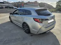 Usado Toyota Corolla Advance 180 CV (132 kW) 2021 Gris / plata Familiar