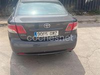 Usado Toyota Avensis Advance 126 CV (92 kW) 2010 Gris / plata Berlina