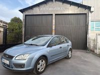 Usado Ford Focus Sport 109 CV (80 kW) 2005 Azul Berlina