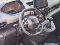 Usado Peugeot Rifter Style 100 CV (73 kW) 2021 Gris / plata Monovolumen