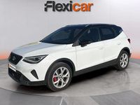 Usado Seat Arona FR 150 CV (110 kW) 2023 Blanco SUV