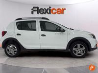 Usado Dacia Sandero Stepway Ambiance 90 CV (66 kW) 2018 Blanco