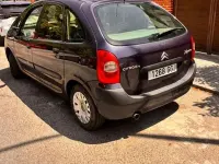 Usado Citroën Xsara Picasso Exclusive 90 CV (66 kW) 2008 Negro Monovolumen