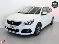Usado Peugeot 308 SW Active 130 CV (95 kW) 2021 Blanco Familiar