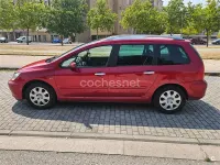 Usado Peugeot 307 110 CV (80 kW) 2004 Granate Familiar