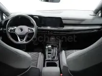 Usado VW Golf VIII R-line 131 CV (96 kW) 2022 Blanco Berlina