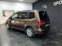 Usado VW Touran Advance 140 CV (102 kW) 2011 Marrón Monovolumen