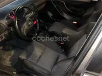 Usado Seat Leon Stella 110 CV (80 kW) 2003 Gris / plata Utilitario