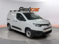 Usado Toyota Proace City City 102 CV (75 kW) 2023 Blanco Monovolumen