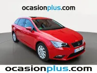 Usado Seat Leon ST Style 150 CV (110 kW) 2015 Rojo Familiar