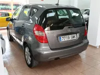 Usado Mercedes A150 Elegance 95 CV (69 kW) 2009 Beige Monovolumen