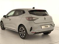 Usado Renault Clio V Techno 100 CV (73 kW) 2025 Gris Berlina