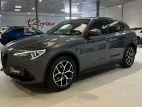 Usado Alfa Romeo Stelvio Sprint 190 CV (139 kW) 2021 Gris SUV