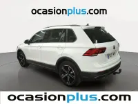 Käytetty VW Tiguan Life 150 HP (110 kW) 2023 Valkoinen Katumaasturi