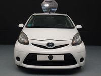 Usado Toyota Aygo Live 68 CV (50 kW) 2012 Blanco Utilitario