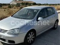 Usado VW Golf IV Highline 105 CV (77 kW) 2006 Gris / plata Berlina