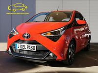 Usado Toyota Aygo X-play 72 CV (52 kW) 2021 Rojo Utilitario