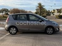 Begagnad Renault Scénic III Dynamique 110 HK (80 kW) 2011 Grå Minibuss