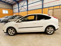 Usado Ford Focus Business Edition 100 CV (73 kW) 2007 Blanco