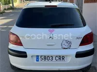 Usado Peugeot 307 90 CV (66 kW) 2003 Blanco Berlina