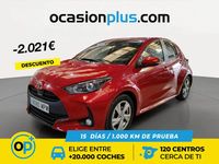 Usado Toyota Yaris Hybrid Active 116 CV (85 kW) 2024 Rojo Berlina