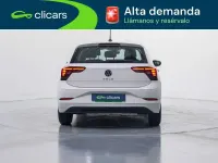 Usado VW Polo Life 95 CV (69 kW) 2023 Blanco Utilitario
