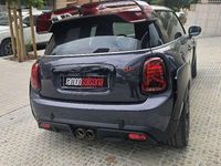 Usado Mini John Cooper Works 306 CV (225 kW) 2020 Gris Utilitario